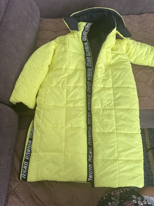 Куртка зимняя на 140-146р Россия