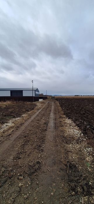 Teren intravilan de vanzare