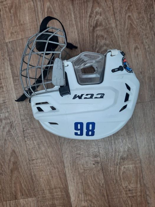 Экипкровка для хоккея