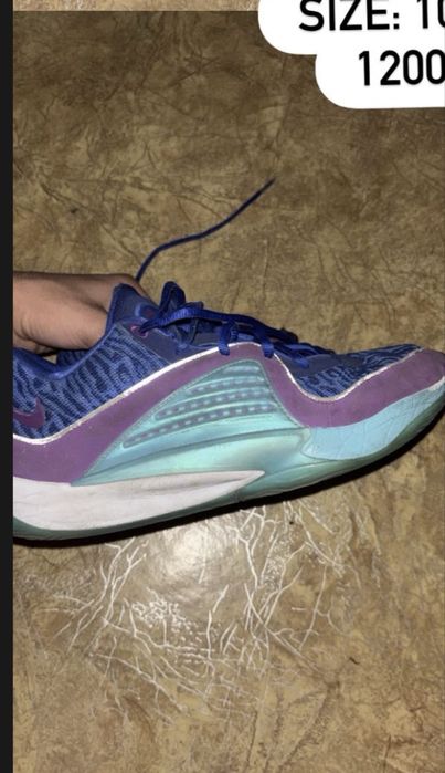 Баскетбольные кроссовки KD16