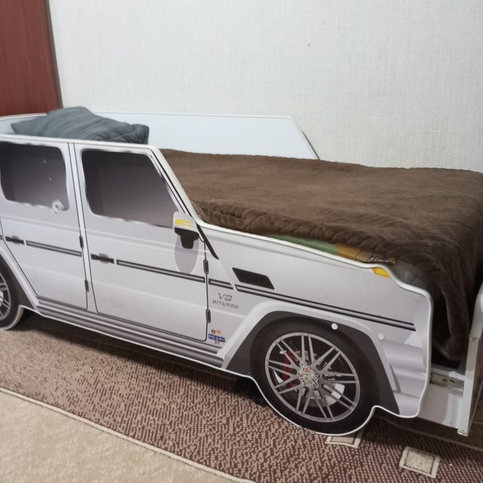 Кровать подростковая