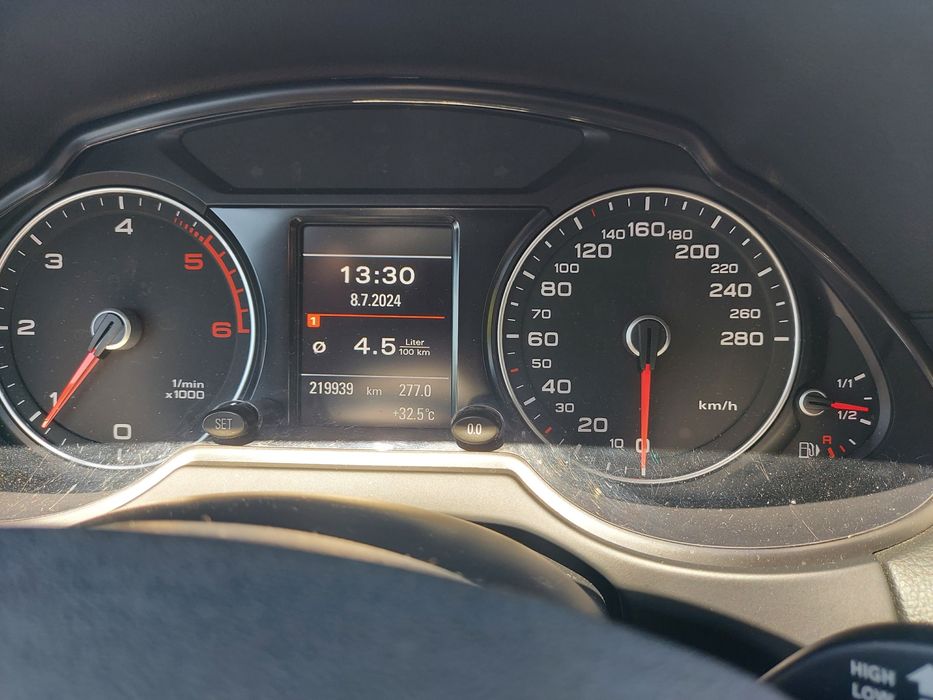 AUDI Q5 Ultra Clean Euro 6 2015 Consum 4,5%. PRET REDUS