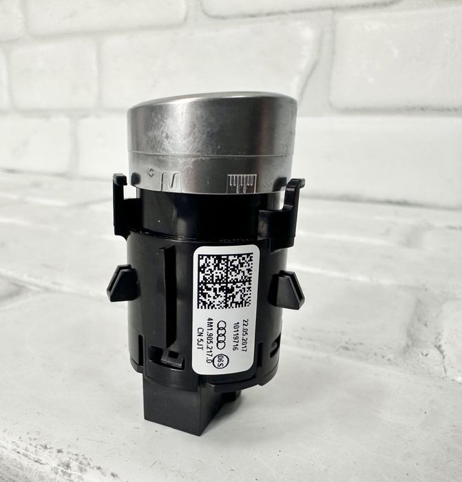 START STOP бутон AUDI Q7 4M 4M1905217D