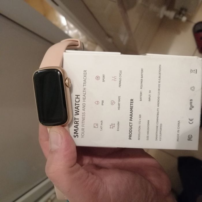 Vand brățări și ceasuri inteligente diverse modele