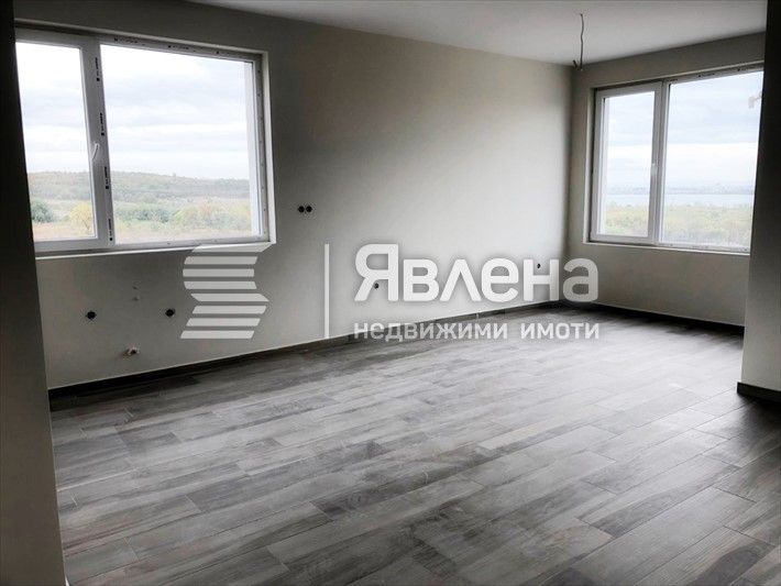 Продава се Четиристаен апартамент в Бургас, Меден рудник - зона Д - 125 кв.м за 1202 €/кв.м - Снимка #2