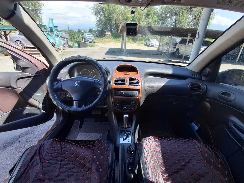 Peugeot 206 1.6 автомат