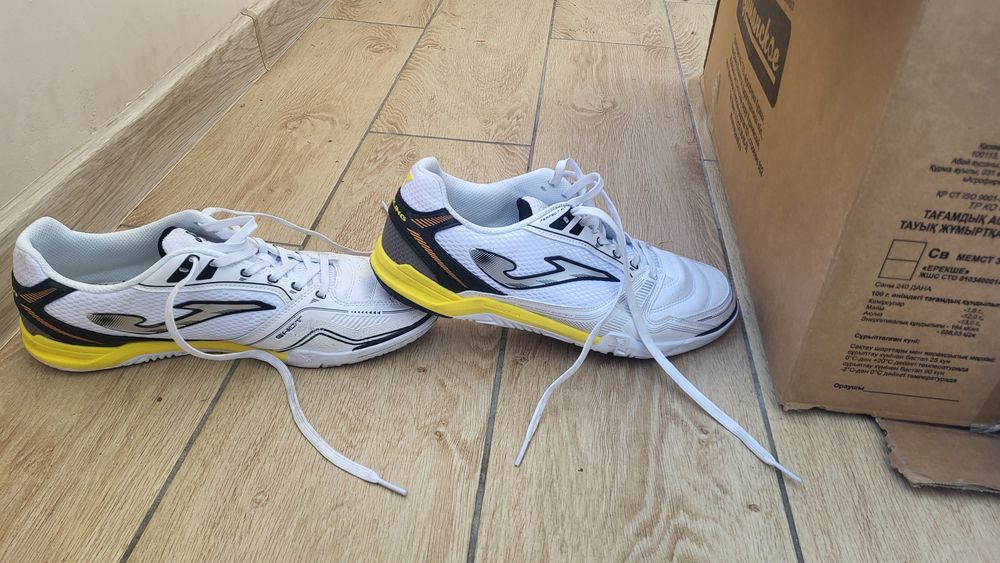 Joma Dribling. Размер 42.5