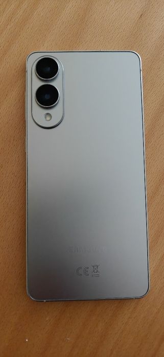 Samsung S25 Edge 5G, сребрист