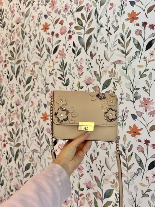 Дамска малка чанта