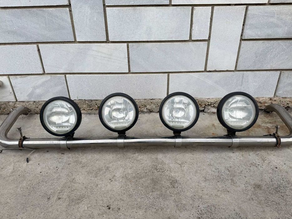 Ролбари със фарове за Скания 2 бр.