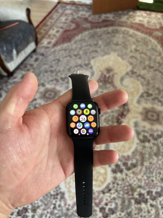 Apple Watch 8 45mm