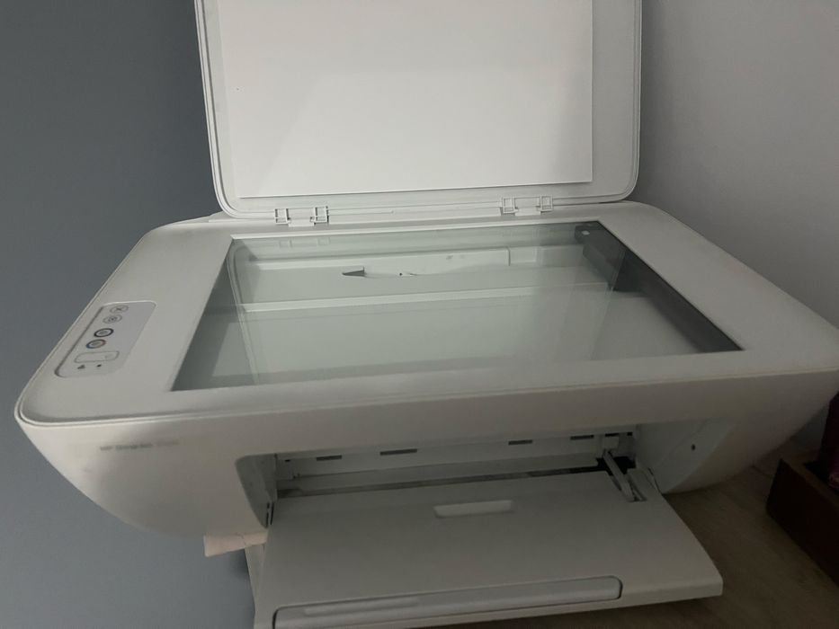 Vand imprimanta alba