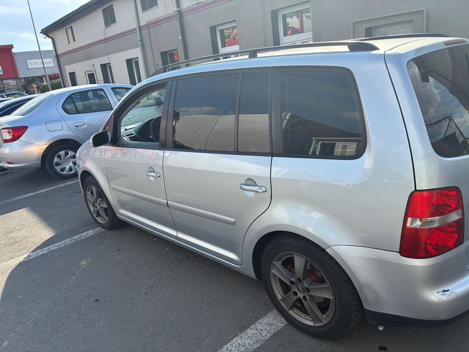 VOLKSWAGEN Touran 2004 — imagine 2