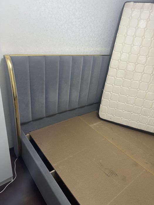 Двухспальная Кровать