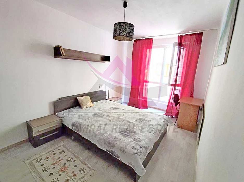 Дава се под наем Двустаен апартамент в Варна, Червен площад - 40 кв.м за 350 € - Снимка #2