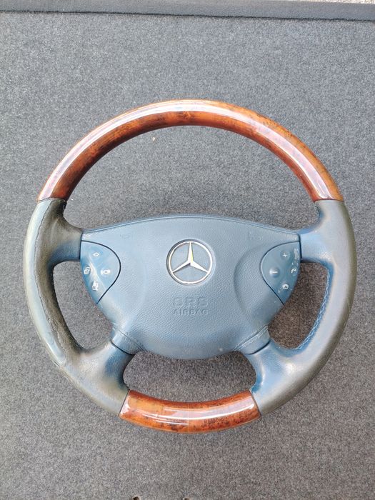 Махагонов волан Мерцедес w211