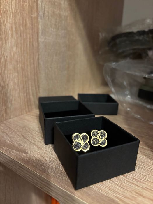 Cercei Louis Vuitton logo + canvas