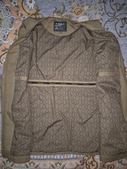 Продам жилет Jeep новый