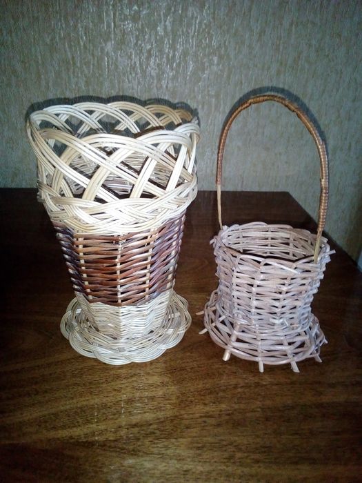 Вазочки плетеные