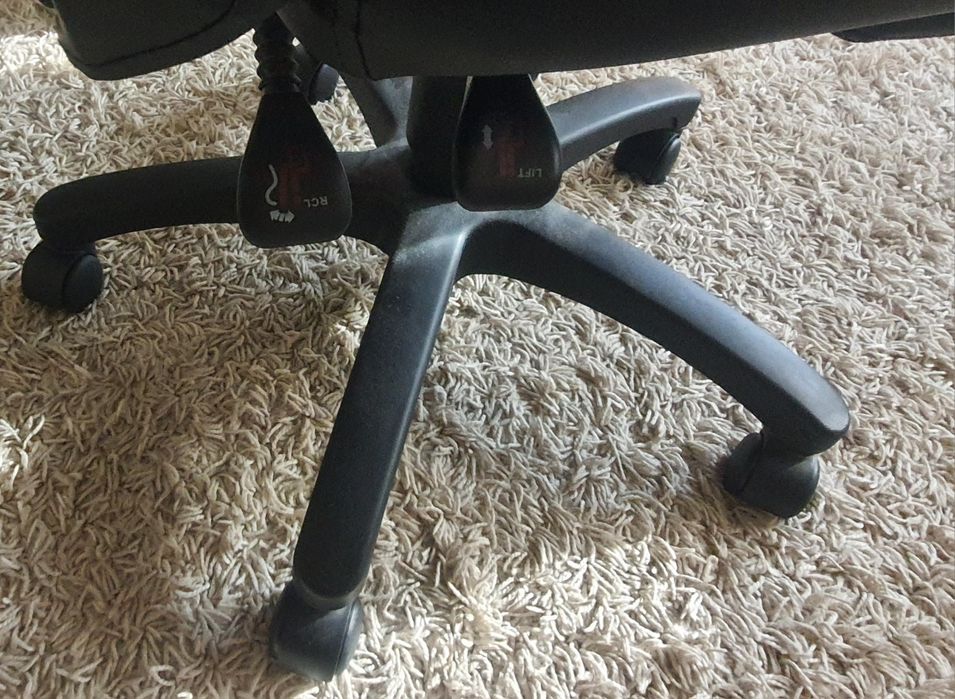 Офис стол масажен и релакс