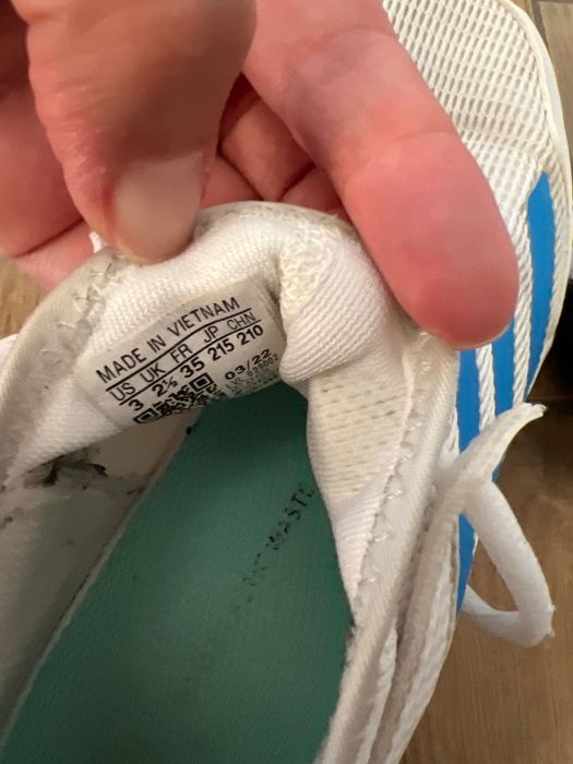 Adidas маратонки 35 номер