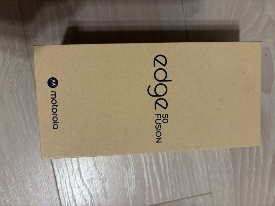 Motorola edge 50 neo с 2г гаранция