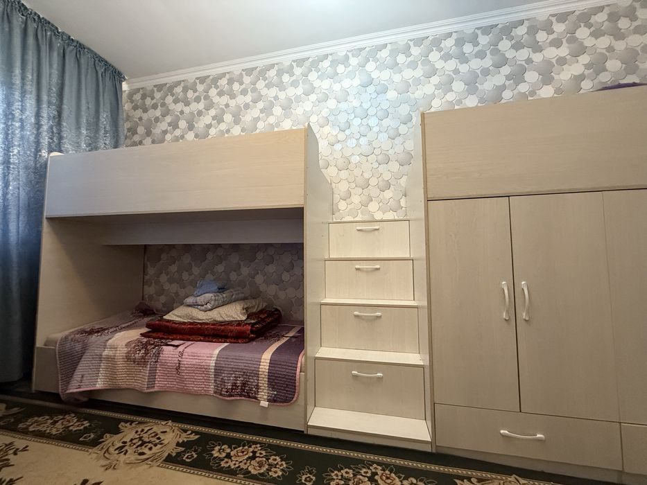 Продается двухяростный кровать