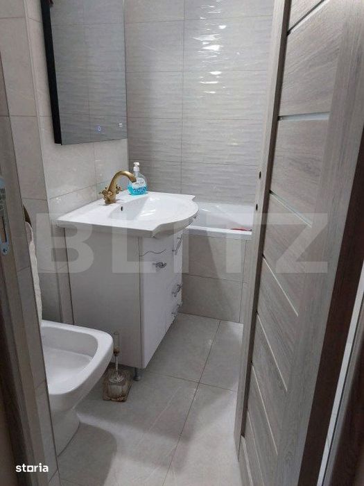 Apartament 3 camere,gradina si parcare, 52 mp, Aleea Postavarului