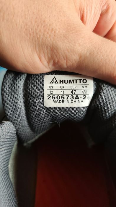 Продам кроссовки HUmtto оригинал