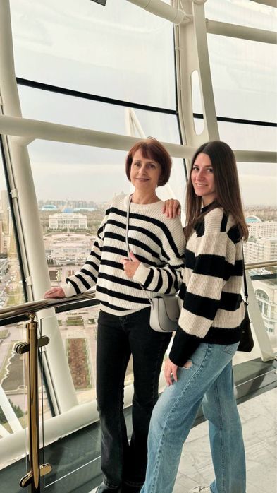 Свитер в полоску