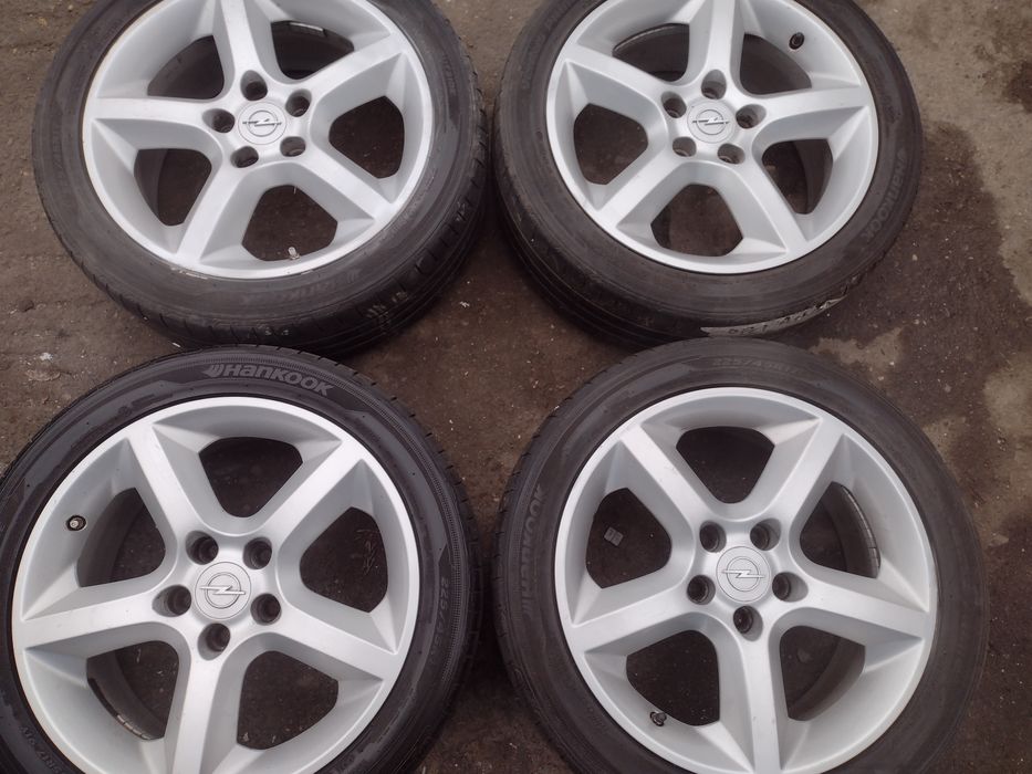 Перфектни 17-5х110 ЕТ39 7j Opel Astra H