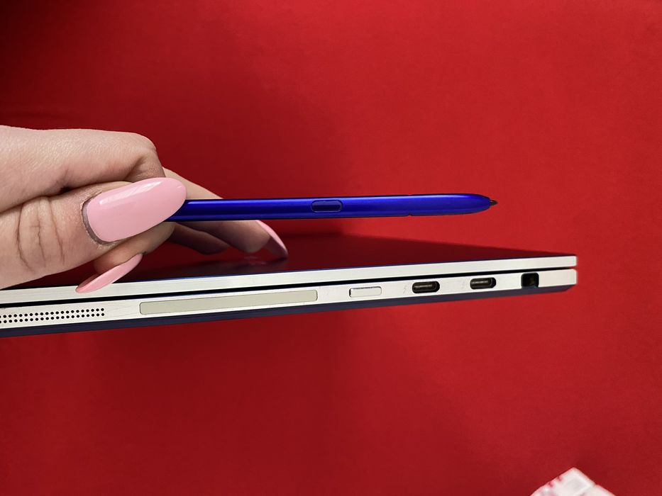 Samsung Galaxy Book Flex 13.3-inch 2-in-1 laptop