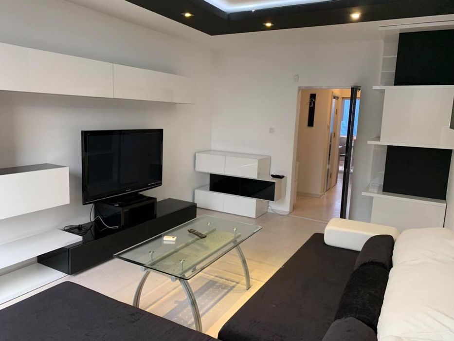 Тристаен, под наем, ж.к Връбница 2