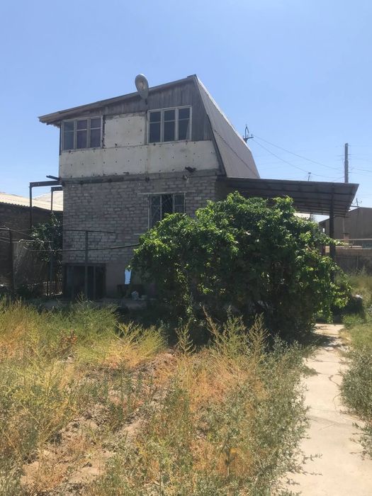 Dacha sotiladi oazisda