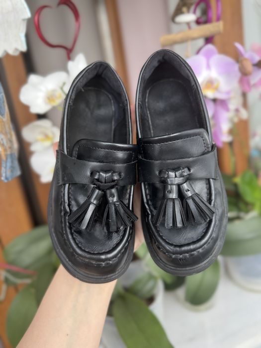 Pantofi negri zara