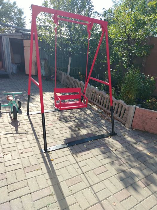 Продам качелю ...