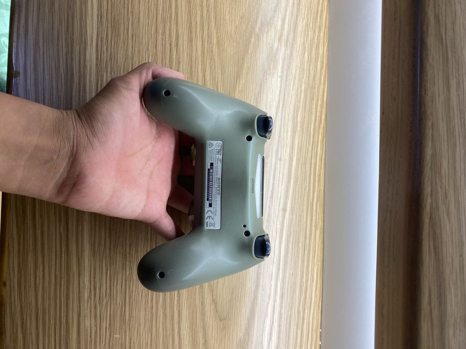 Джости PlayStation4