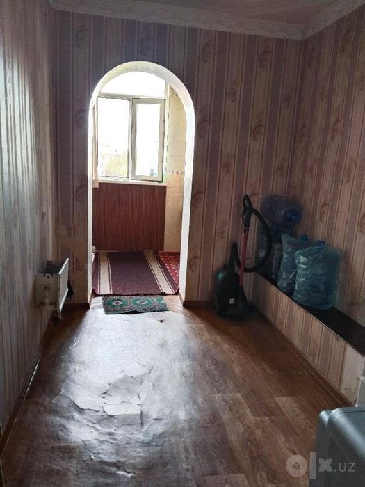 Keles massivda dom
