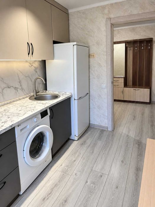 Продам квартиру 2км. район 8 школа