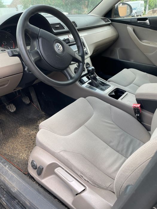 Vand volkswagen passat an 2010