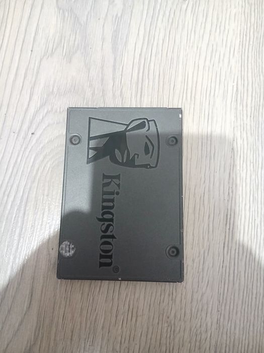 SSD 128 GB STATIU VIAȚĂ 84 !! 2 disponibile !!