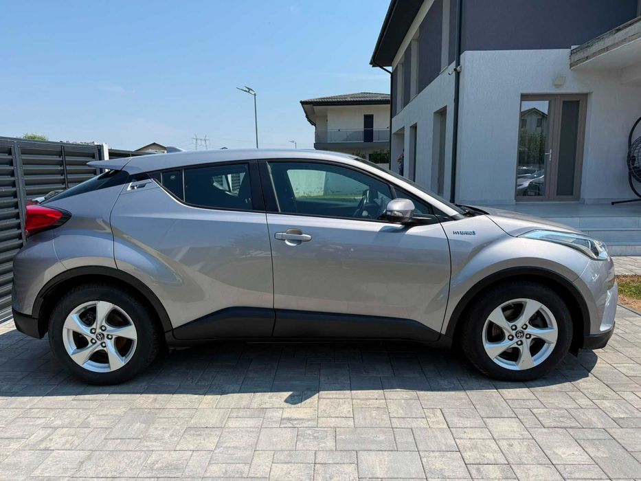 TOYOTA C-HR 2020 — imagine 2