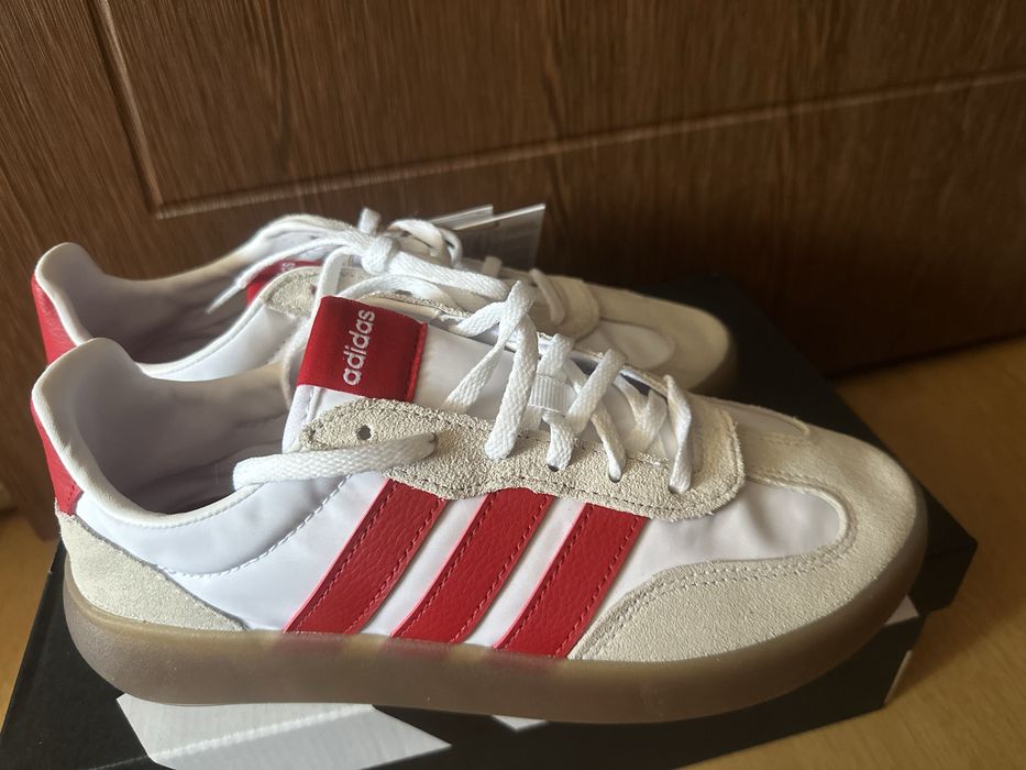 Adidas Liverpool маратонки от новата колекция