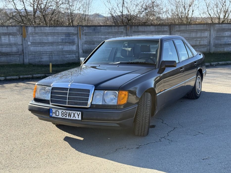 Mercedes E200  W124 Atestat Istoric