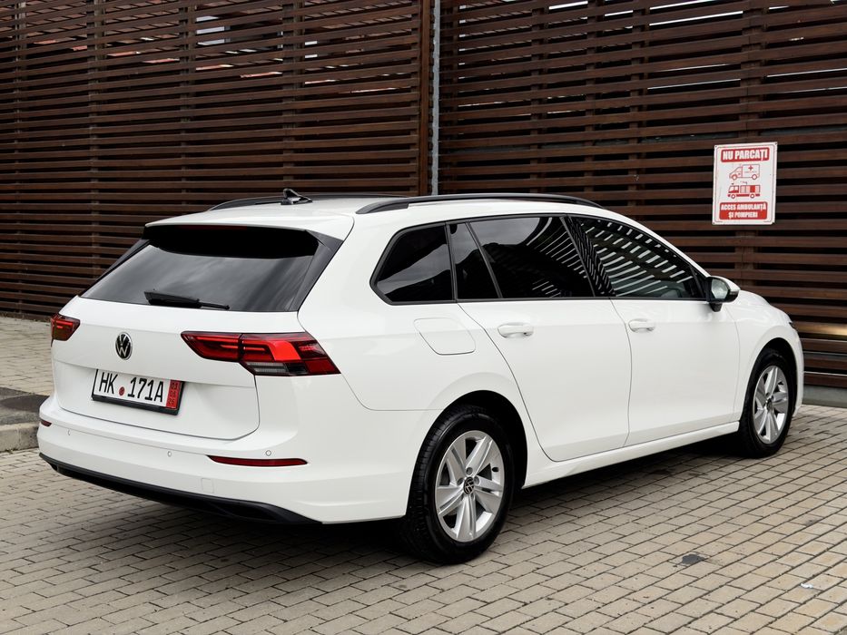 VOLKSWAGEN Golf 2022 — imagine 4