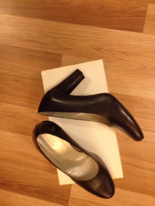 Pantofi bleumarin 40 noi