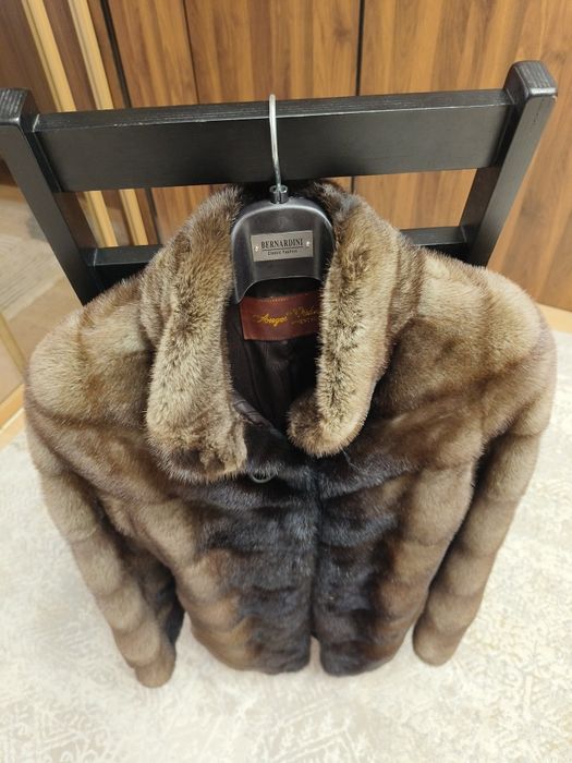 Продам норковую шубу б/у