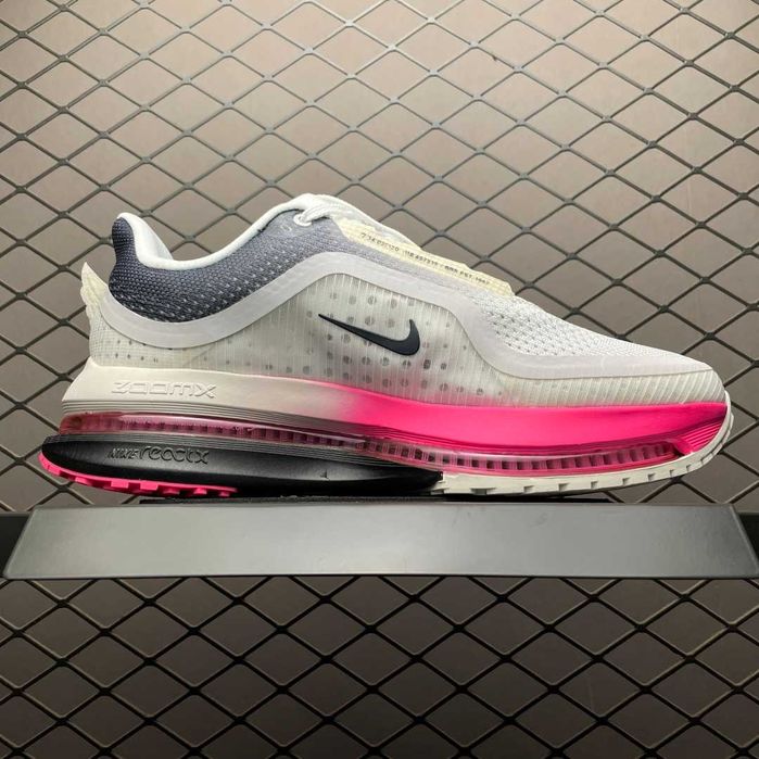 Nike Pegasus Premium "NYC" IQ1130-001 [40.5]