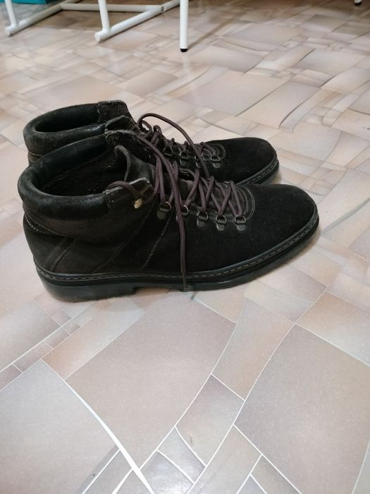 Продам ботинки Осень