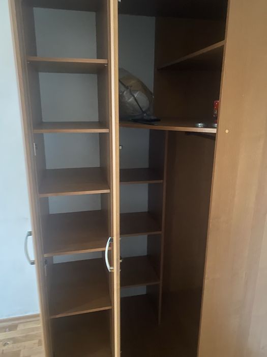 Шкаф в хорошем состоянии